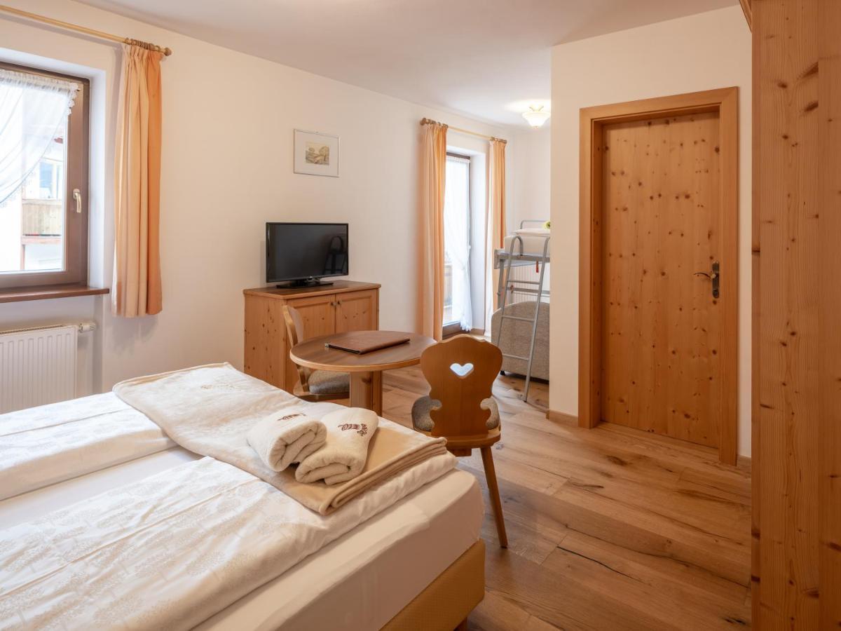 Hotel Falken Falzes Eksteriør billede